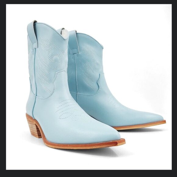 Zahara Boot - Picture 2 of 10